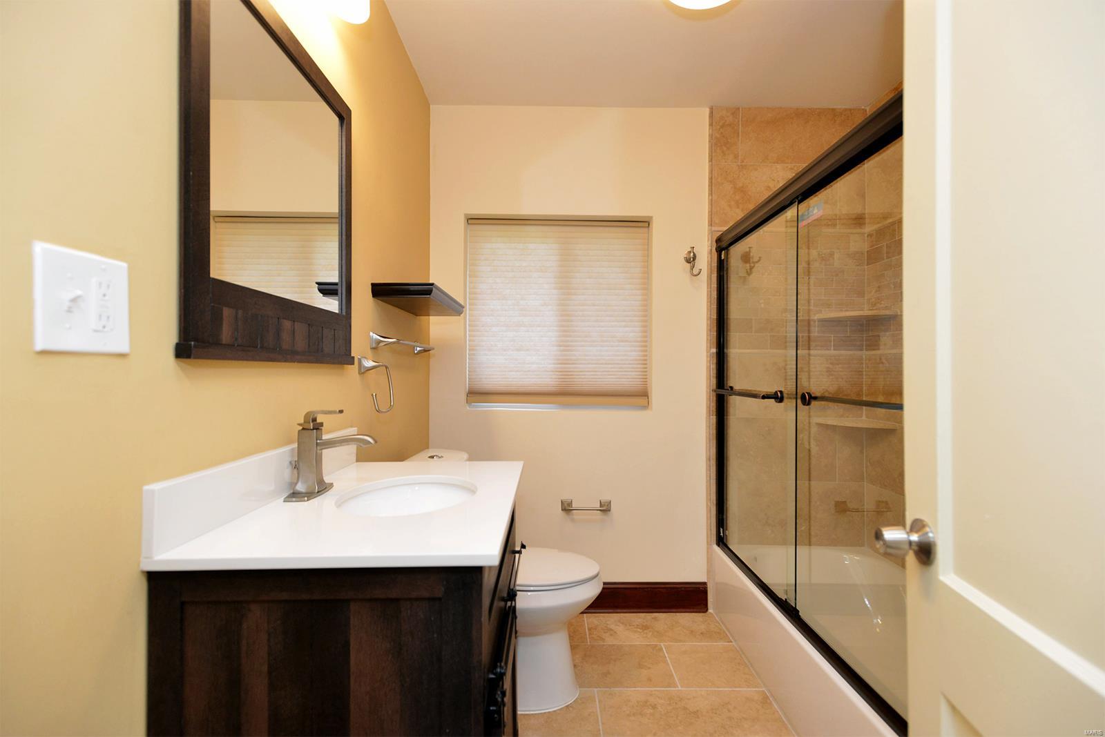 4610 Ringer Road St. Louis, MO 63129 - Photo 8 of 49 Gallery Image 8