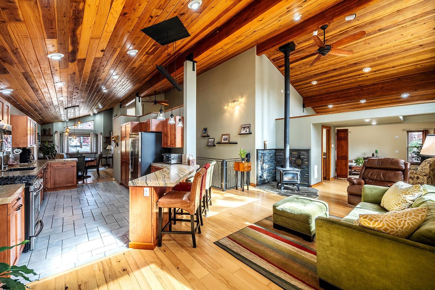 12095 Rainbow Drive Truckee, CA 96161 - Photo 4 of 21 a outdoor space with lots of tables and chairs