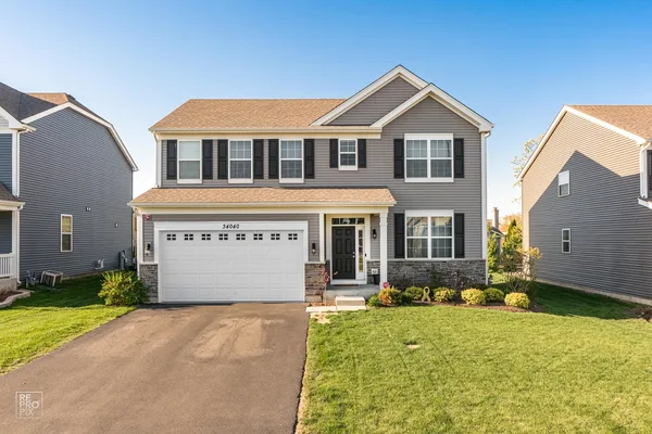 $3,550 | 34040 North Jenna Lane, Gurnee, IL 60031