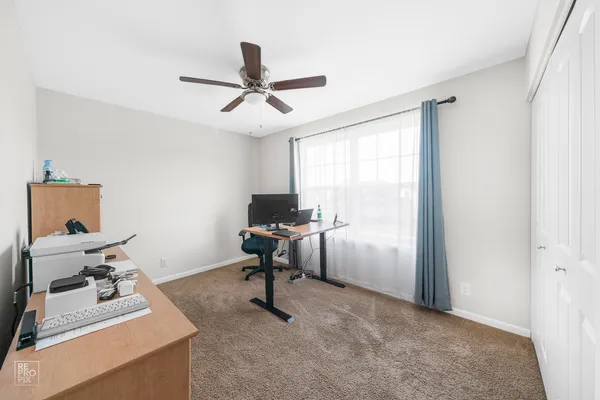 $3,550 | 34040 North Jenna Lane, Gurnee, IL 60031