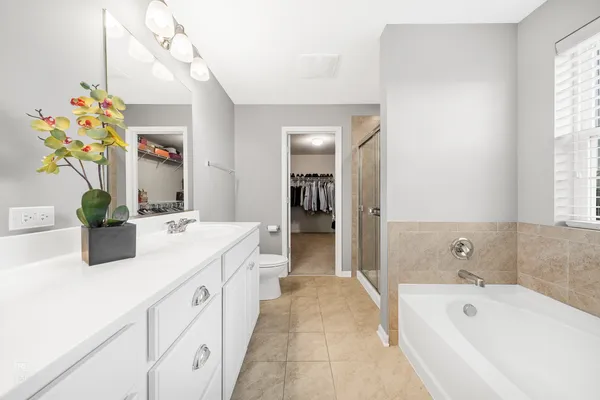 $3,550 | 34040 North Jenna Lane, Gurnee, IL 60031