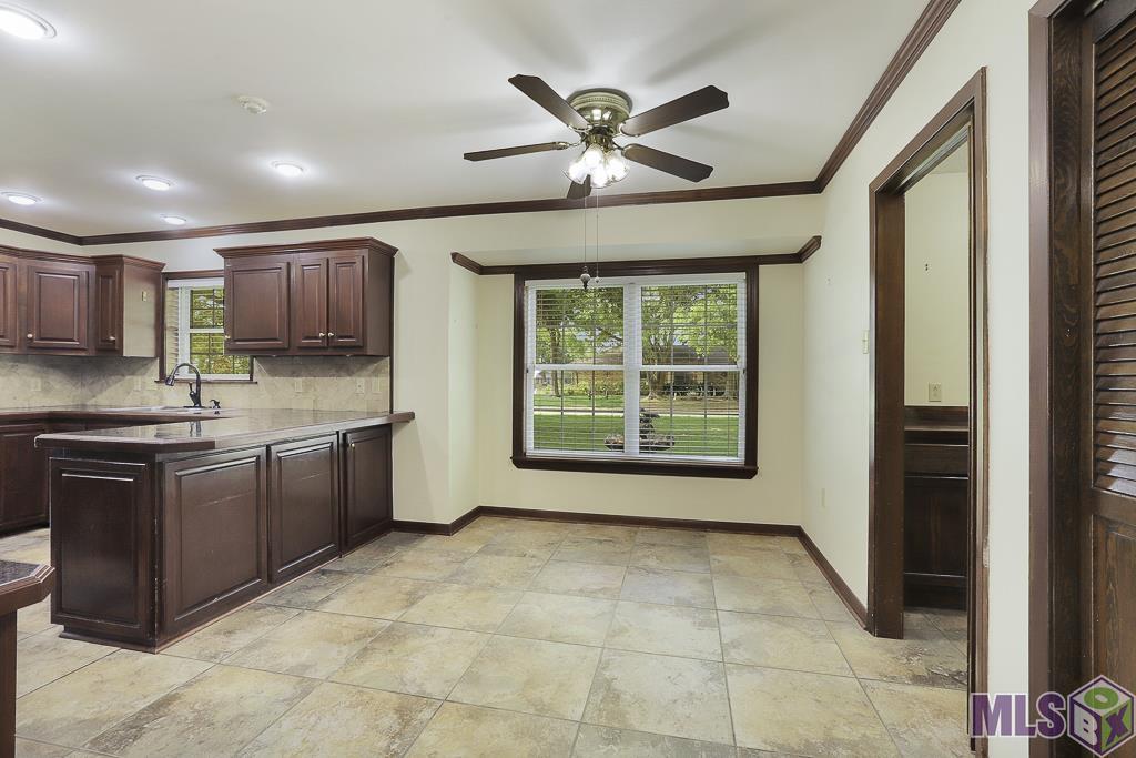 1103 Rue Desiree Baton Rouge, LA 70810 - Photo 7 of 30