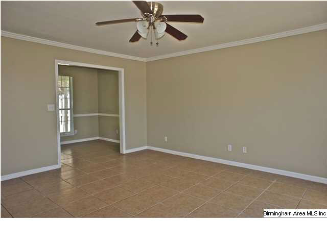110 Canyon Trail Pelham, AL 35124 - Photo 3 of 27