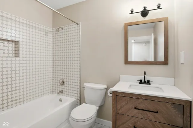 $234,900 | 1645 Countryside Drive, Indianapolis, IN 46231