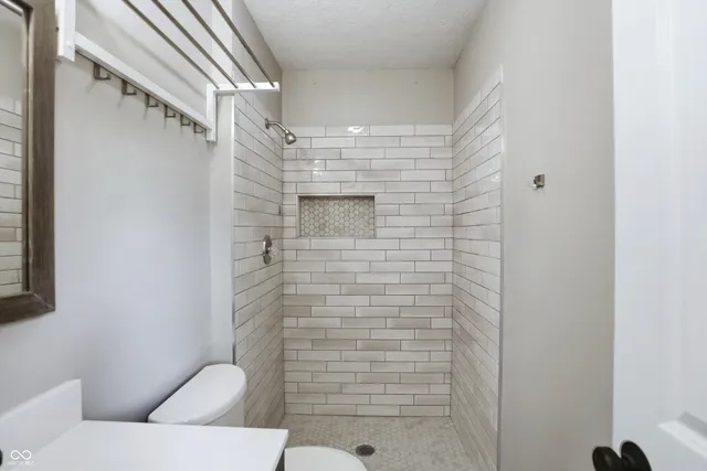 $234,900 | 1645 Countryside Drive, Indianapolis, IN 46231