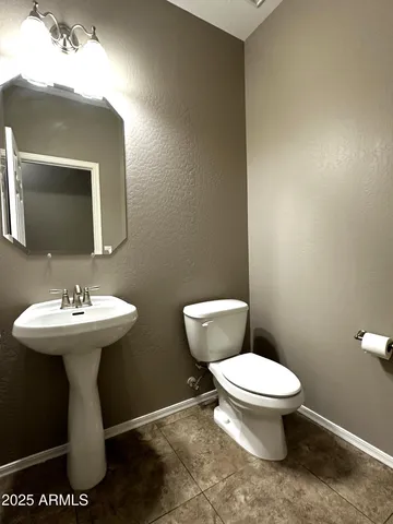 $3,995 | 11053 East Roselle Avenue, Mesa, AZ 85212