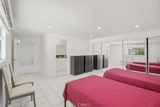 $7,500 | 7958 Tampa Avenue, Reseda, CA 91335