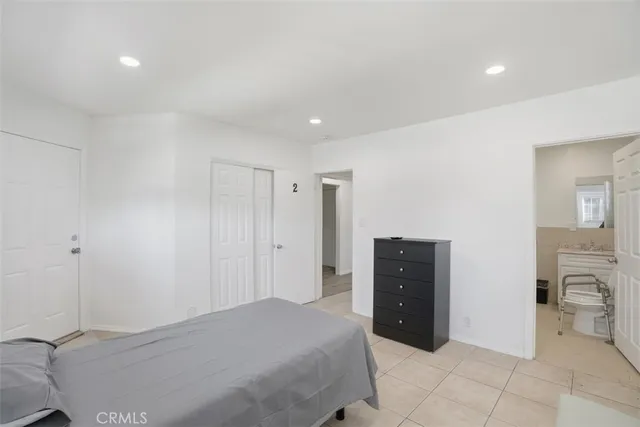 $7,500 | 7958 Tampa Avenue, Reseda, CA 91335