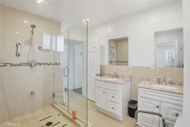 $7,500 | 7958 Tampa Avenue, Reseda, CA 91335