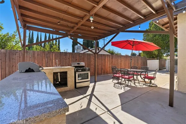 $7,500 | 7958 Tampa Avenue, Reseda, CA 91335