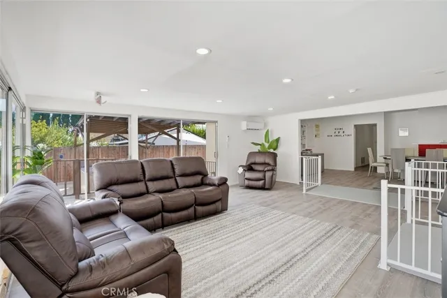 $7,500 | 7958 Tampa Avenue, Reseda, CA 91335