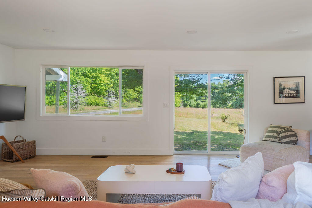 189 Tice Road Ellenville, NY 12428 - Photo 4 of 44 4