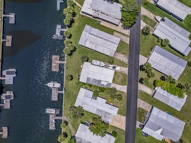 $385,000 | 53 Connie Drive, Crawfordville, FL 32327