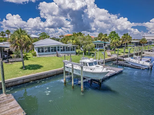 $385,000 | 53 Connie Drive, Crawfordville, FL 32327