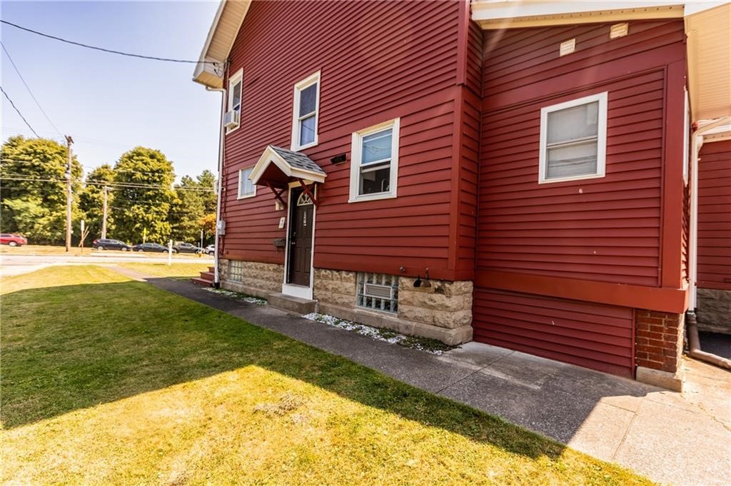 127 Redfern Drive Rochester, NY 14620 - Photo 7 of 27