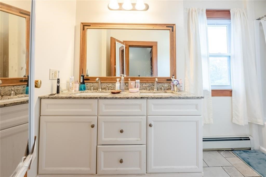 127 Redfern Drive Rochester, NY 14620 - Photo 10 of 27