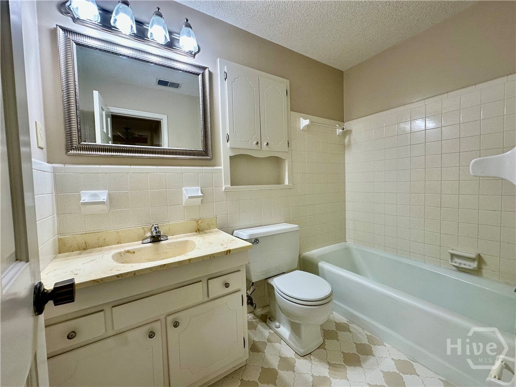 235 Minish Lake Road Commerce, GA 30530 - Photo 27 of 51 Shared Bath