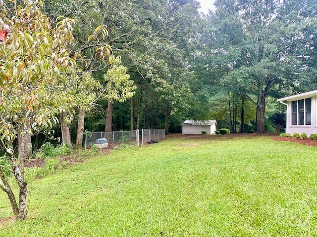 235 Minish Lake Road Commerce, GA 30530 - Photo 35 of 51 Backyard with dog pen