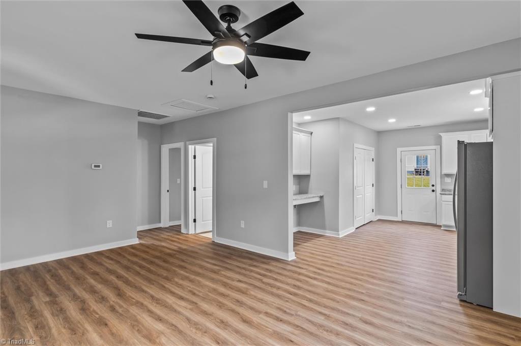 212 Bluemont Road Mount Airy, NC 27030 - Photo 7 of 22