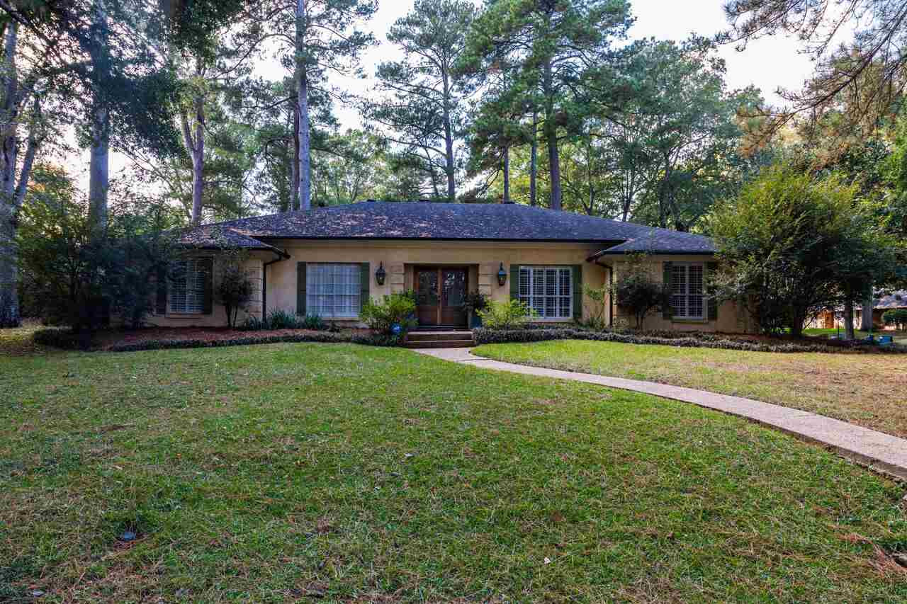 5429 River Thames Road Jackson, MS 39211 - Photo 1 of 41 Photo 1