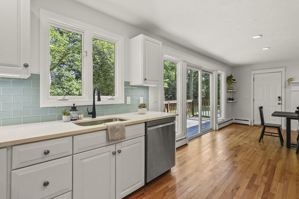 6 Barrows Road Mendon, MA 01756 - Photo 8 of 33