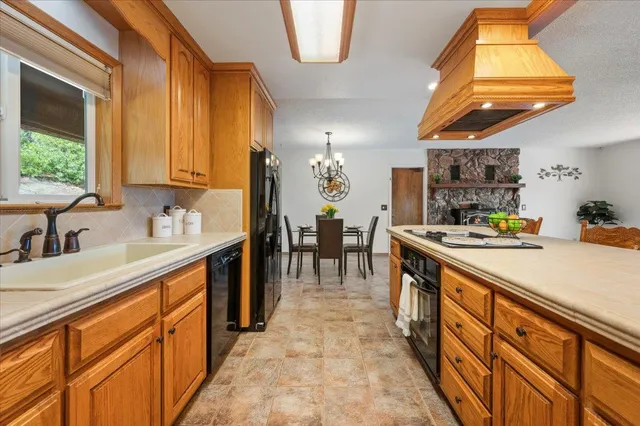 $599,000 | 23188 Cottage Hill Drive, Grass Valley, CA 95949