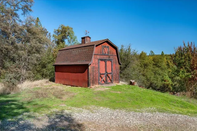 $599,000 | 23188 Cottage Hill Drive, Grass Valley, CA 95949