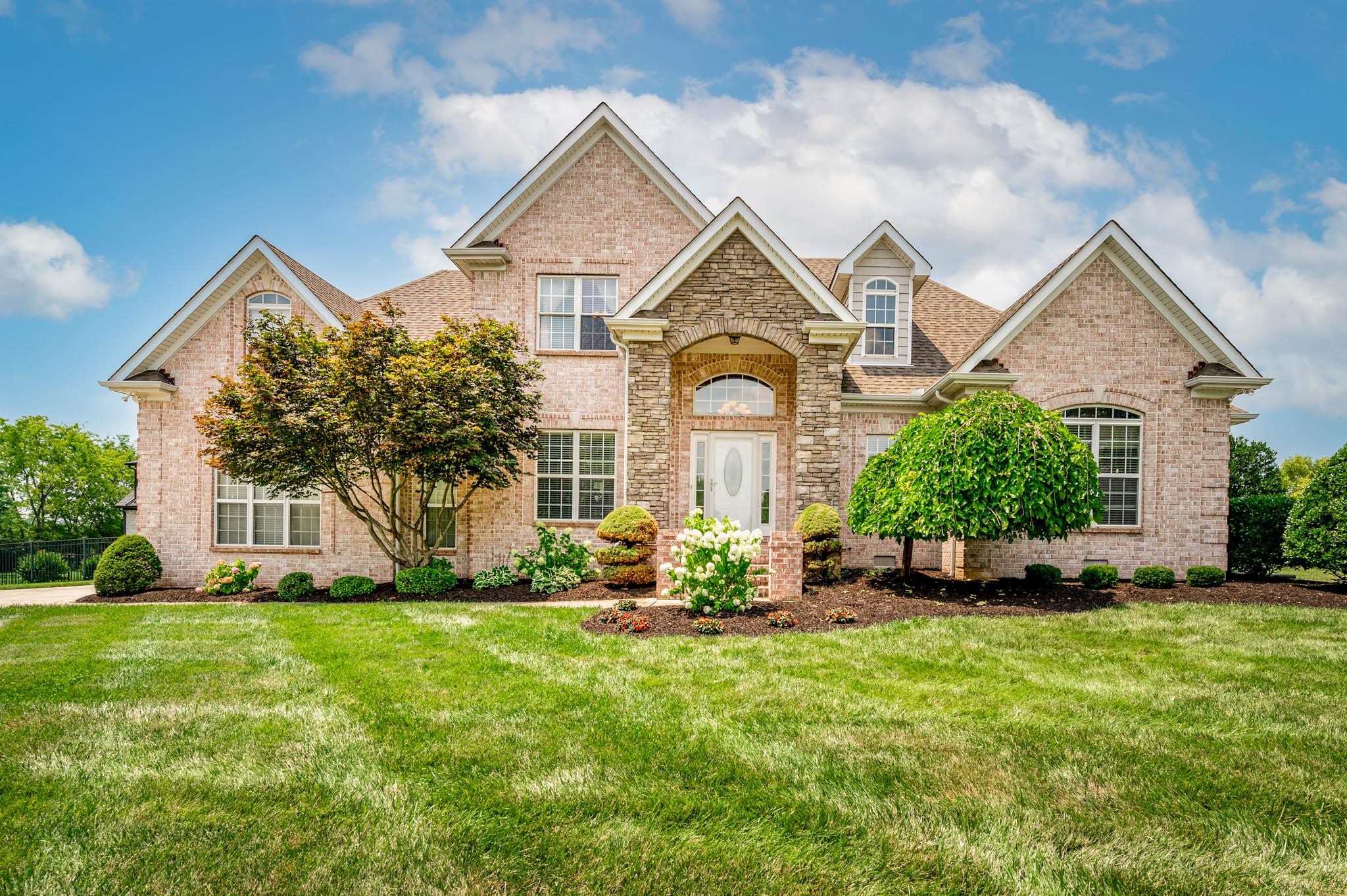 5427 Sherrington Road Murfreesboro, TN 37128 - Photo 1 of 33 Gallery Image 1