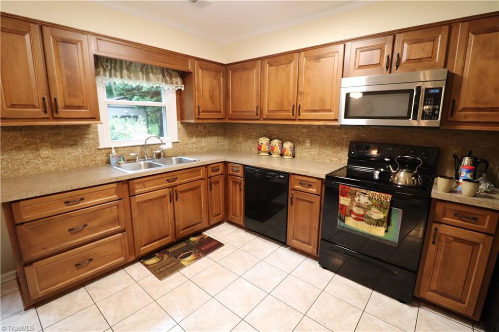 520 Covington Ridge Road Winston-Salem, NC 27107 - Photo 13 of 29 Gallery Image 13