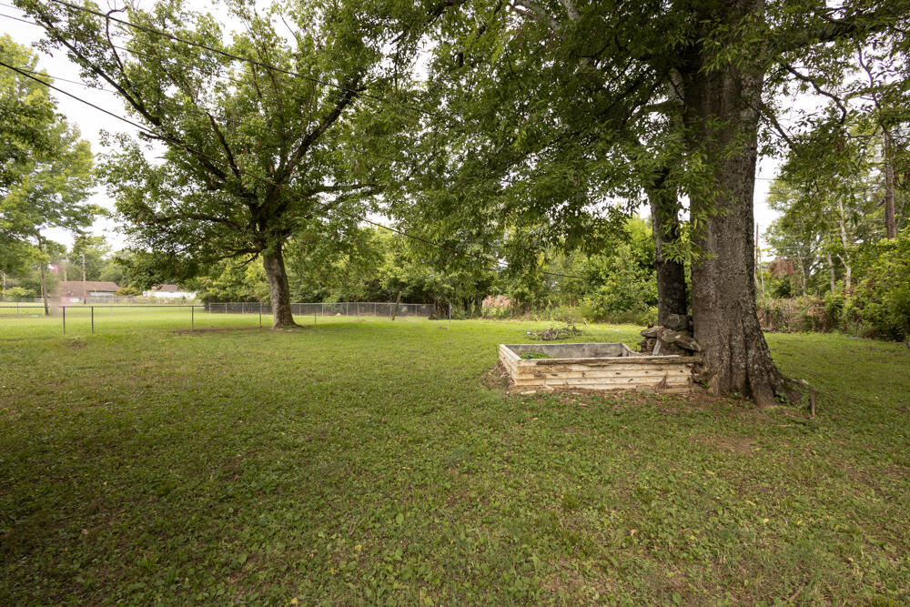 796 East Hills Road Jasper, TN 37347 - Photo 20 of 24 796 E Hills Rd-21