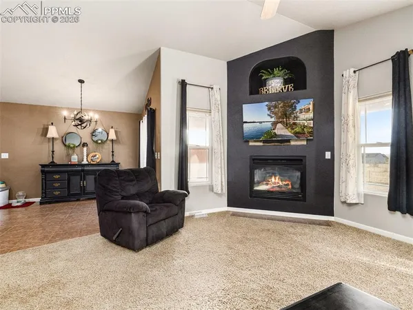 $474,900 | 1140 West Shenandoah Drive, Pueblo, CO 81007