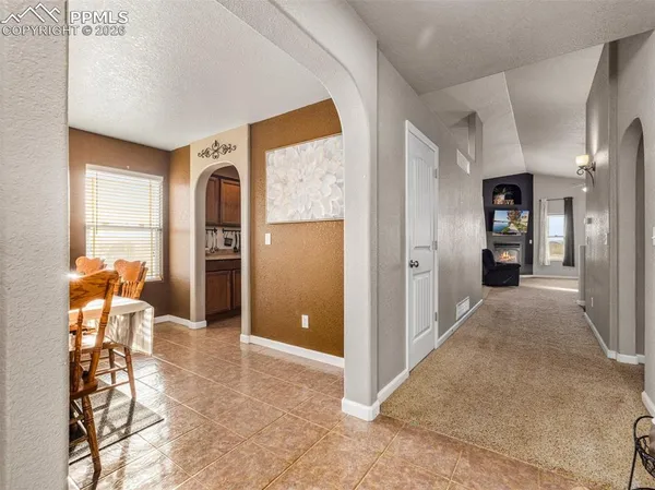 $474,900 | 1140 West Shenandoah Drive, Pueblo, CO 81007