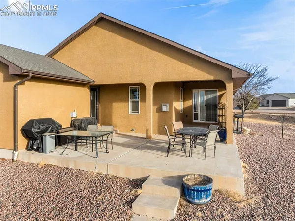 $474,900 | 1140 West Shenandoah Drive, Pueblo, CO 81007