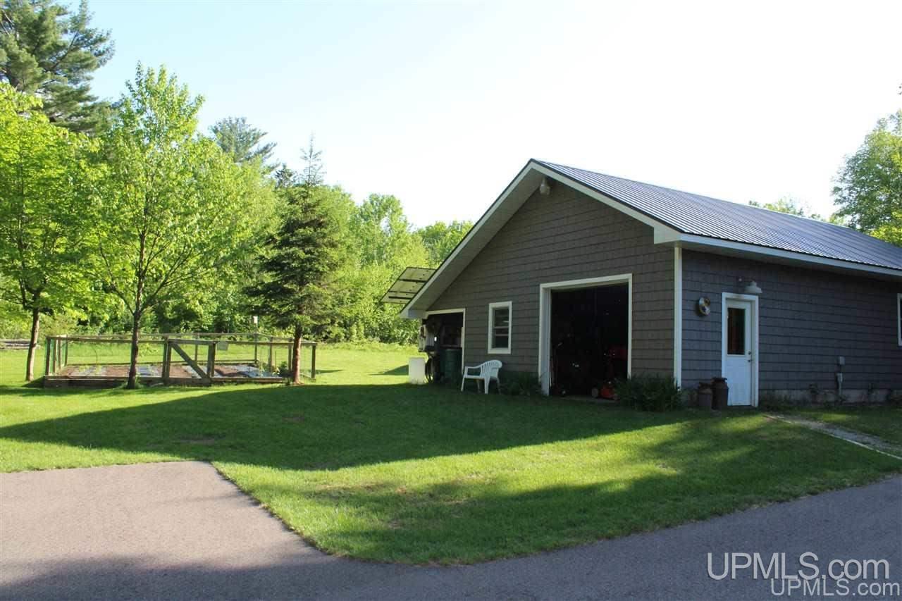 N7151 Connors Road Munising, MI 49862 - Photo 8 of 41