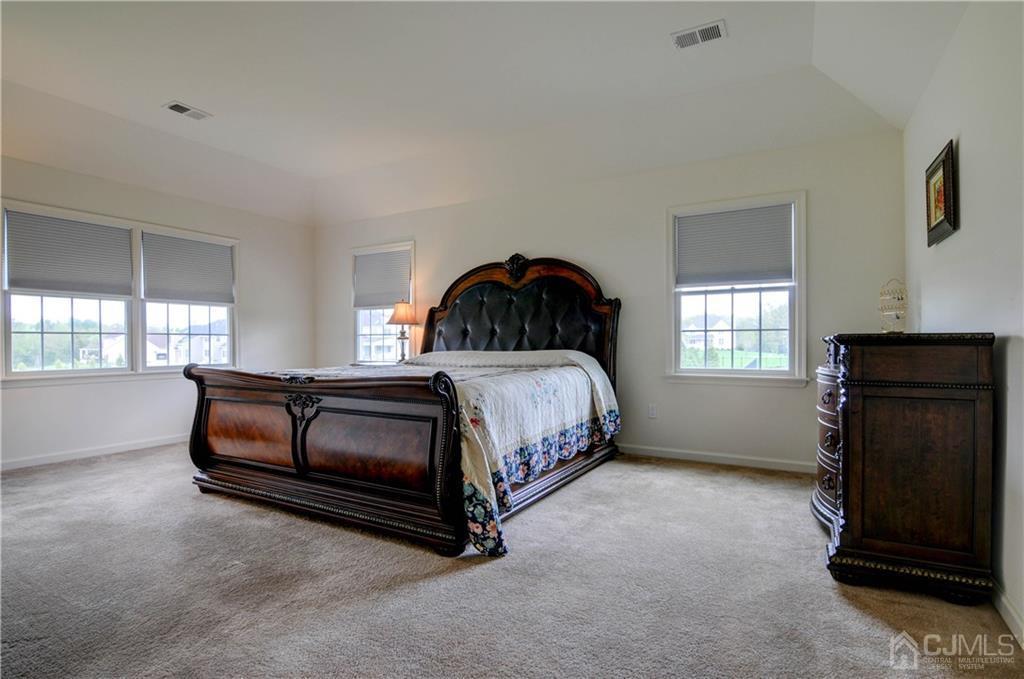 8 Whetherell Road Hillsborough, NJ 08844 - Photo 18 of 25 Gallery Image 18