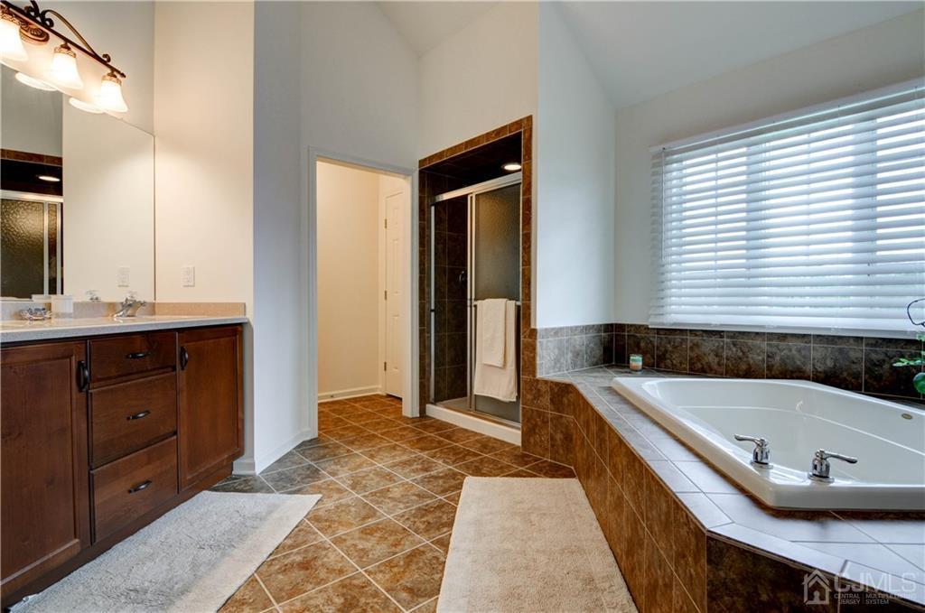 8 Whetherell Road Hillsborough, NJ 08844 - Photo 20 of 25 Gallery Image 20