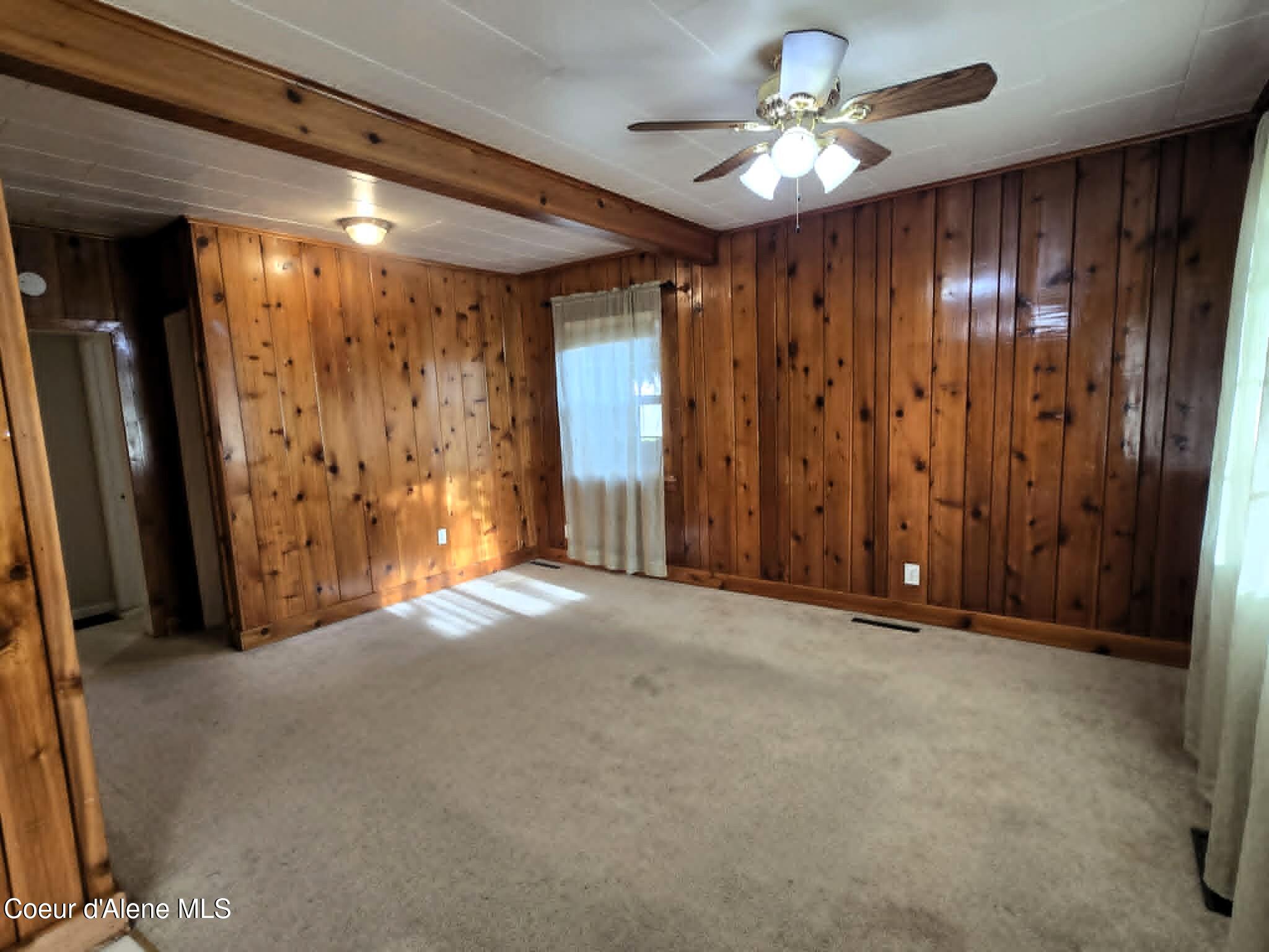 2808 North 11th Street Coeur D'Alene, ID 83815 - Photo 8 of 24 Living Room
