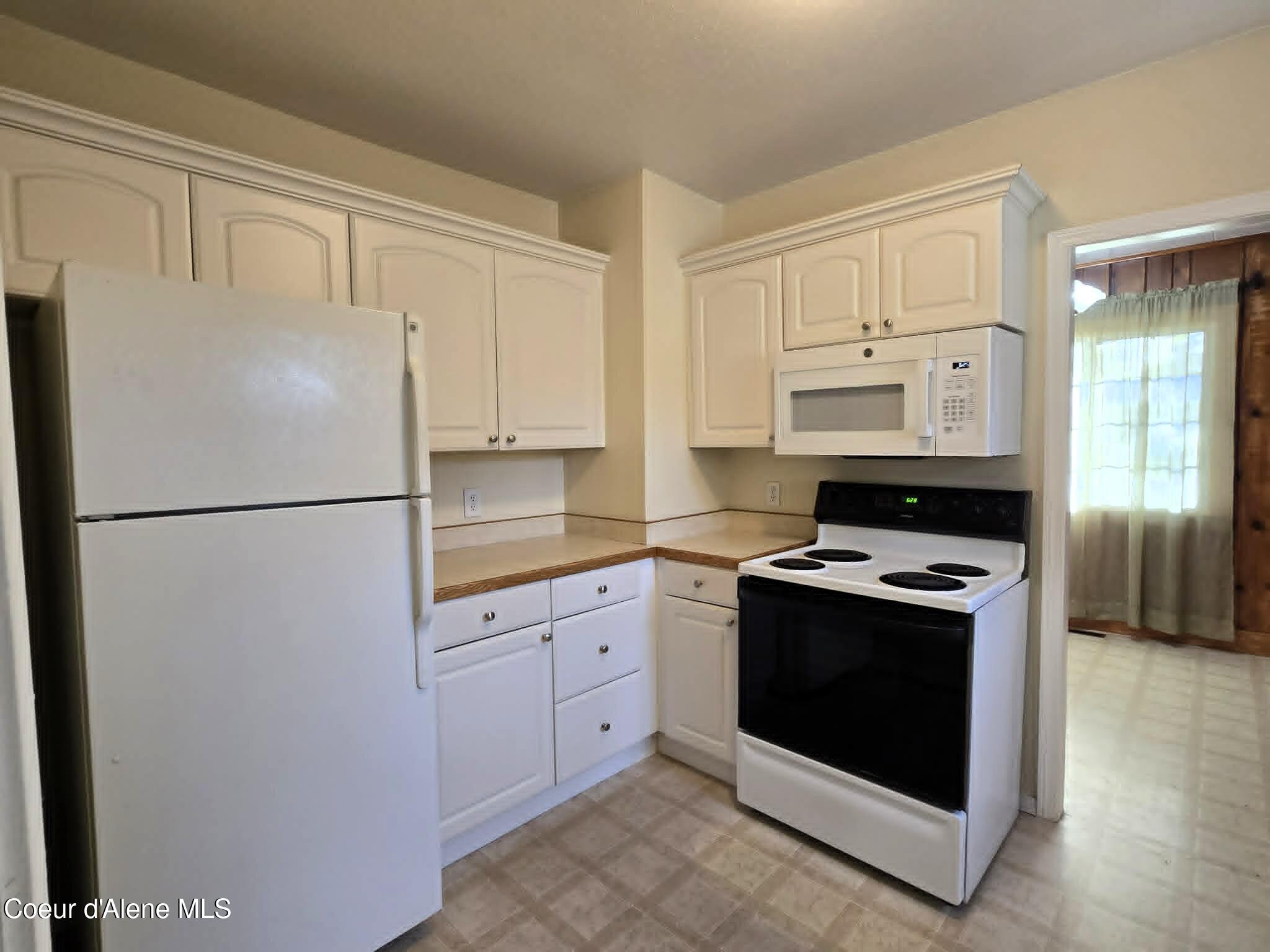 2808 North 11th Street Coeur D'Alene, ID 83815 - Photo 10 of 24 Kitchen
