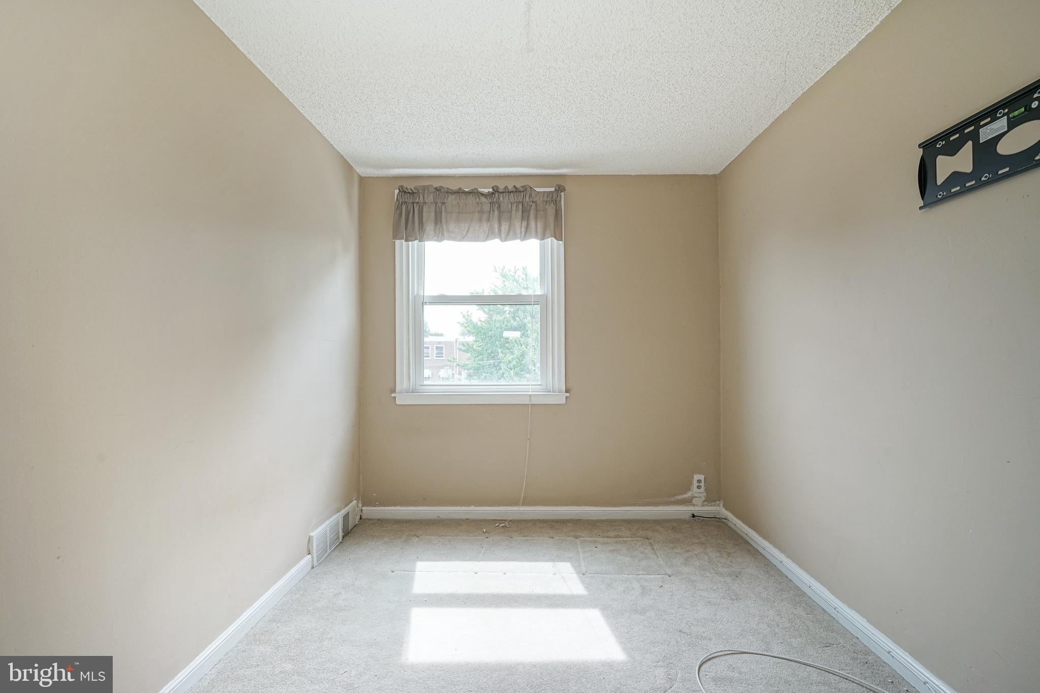 3324 Fordham Road Philadelphia, PA 19114 - Photo 19 of 29 Gallery Image 19