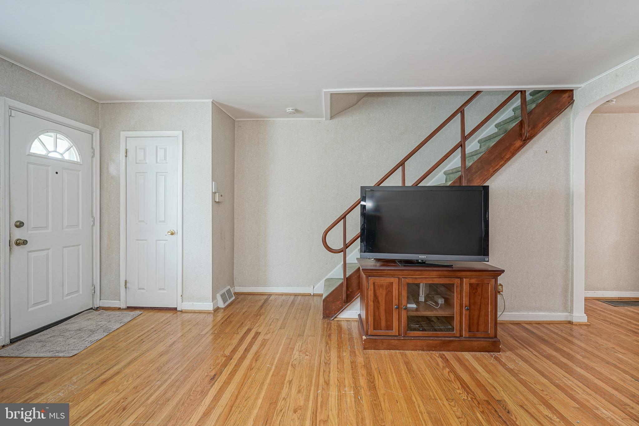 3324 Fordham Road Philadelphia, PA 19114 - Photo 4 of 29 Gallery Image 4