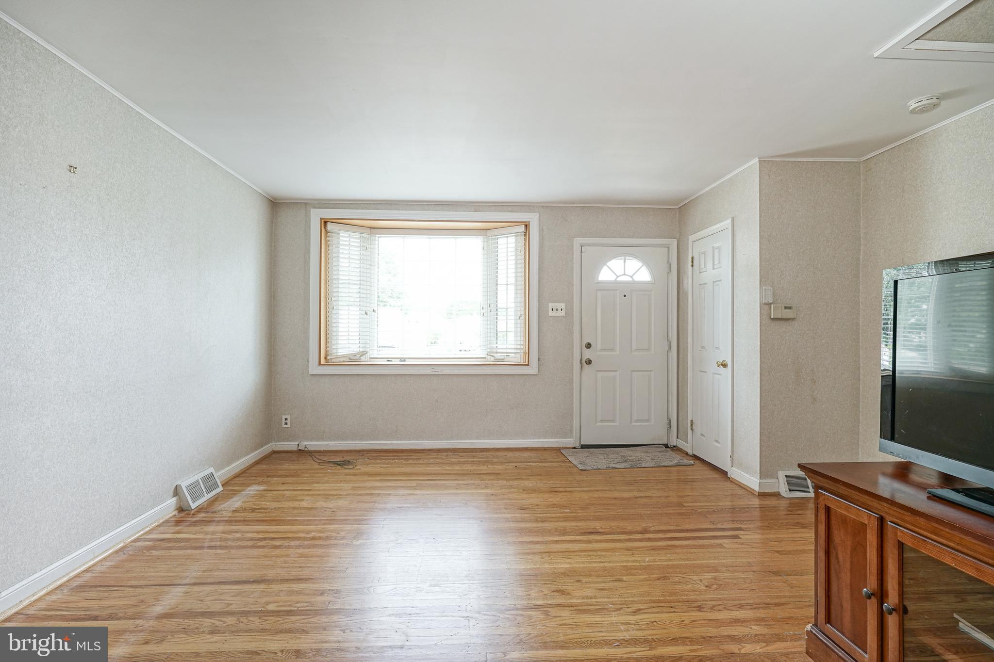 3324 Fordham Road Philadelphia, PA 19114 - Photo 5 of 29 Gallery Image 5