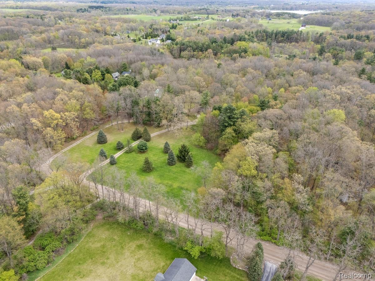 2700 North Hacker Road Howell, MI 48855 - Photo 29 of 34 2700 Hacker Drone-2.jpg