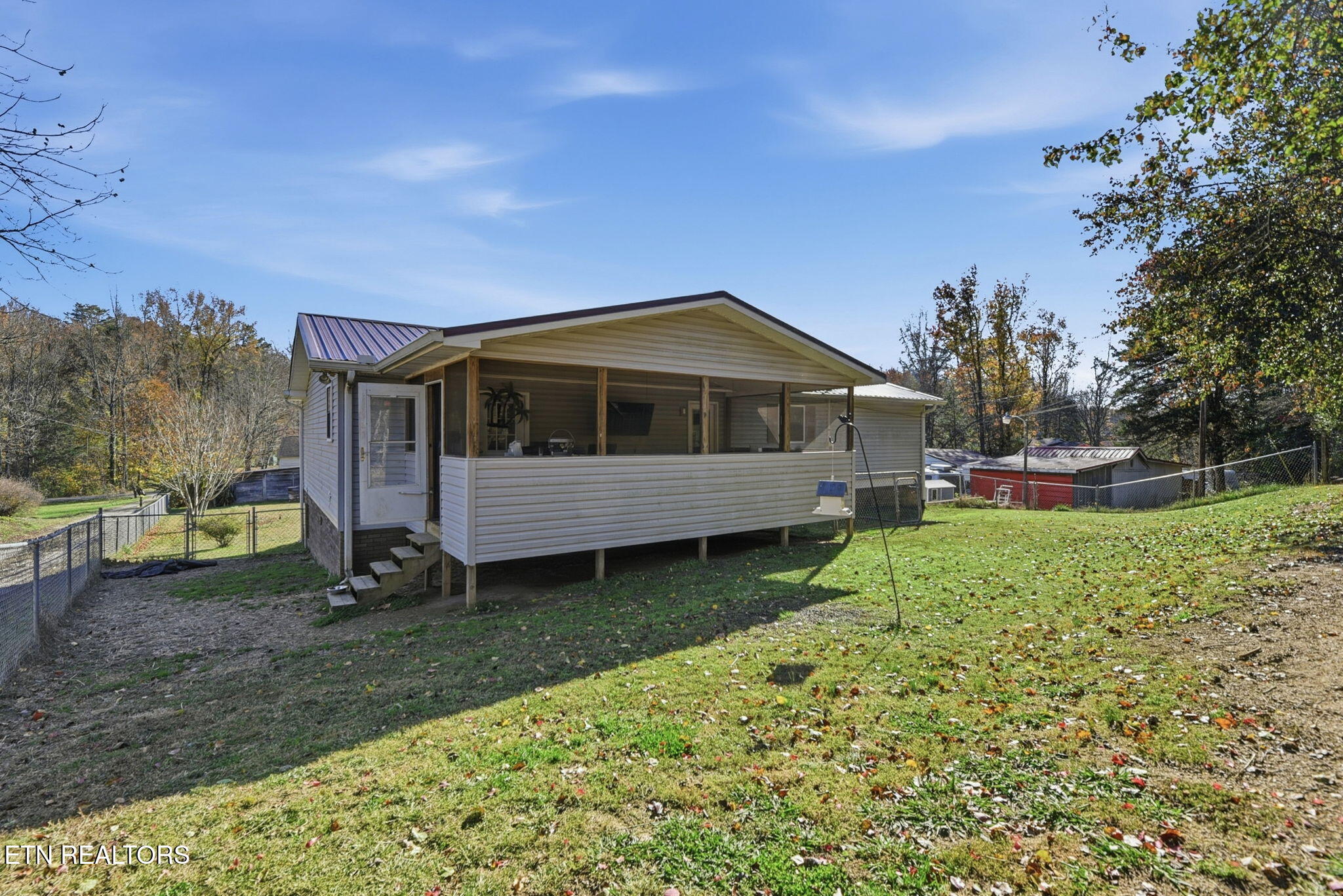 148 Batley Loop Road Clinton, TN 37716 - Photo 27 of 30 27-web-or-mls-BtlyLp148 (74)