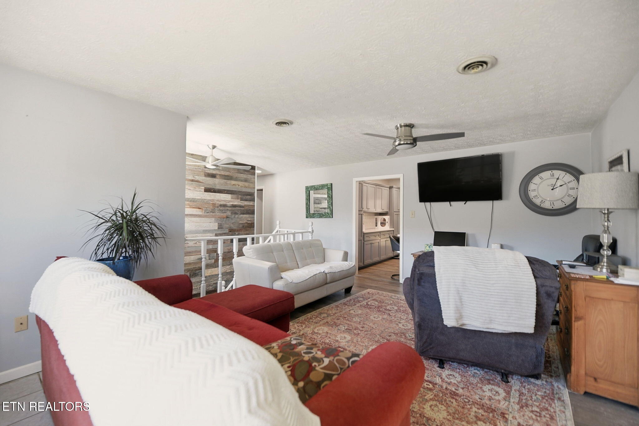 148 Batley Loop Road Clinton, TN 37716 - Photo 6 of 30 6-web-or-mls-BtlyLp148 (44)