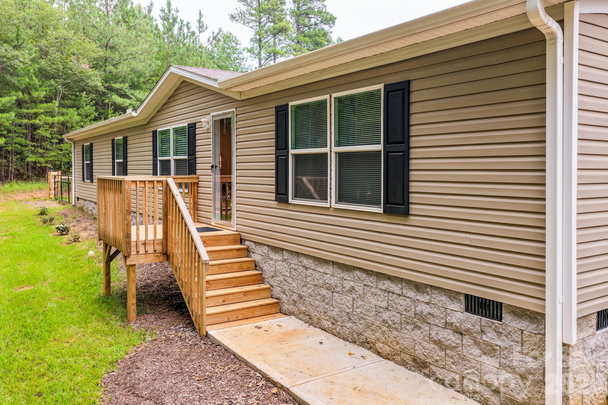 1496 Rock Spgs Road Mill Spring, NC 28756 - Photo 38 of 43 Gallery Image 38