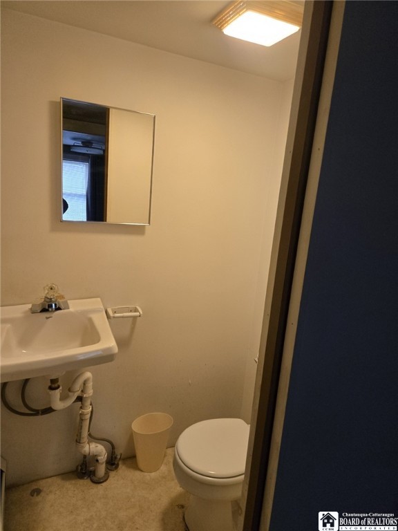 172 South Margay Street Dunkirk, NY 14048 - Photo 14 of 21 Upstairs bathroom