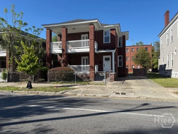 $2,500 | 1014 East Anderson Street, Savannah, GA 31401