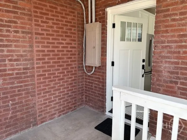 $2,500 | 1014 East Anderson Street, Savannah, GA 31401