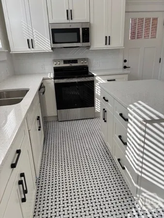 $2,500 | 1014 East Anderson Street, Savannah, GA 31401