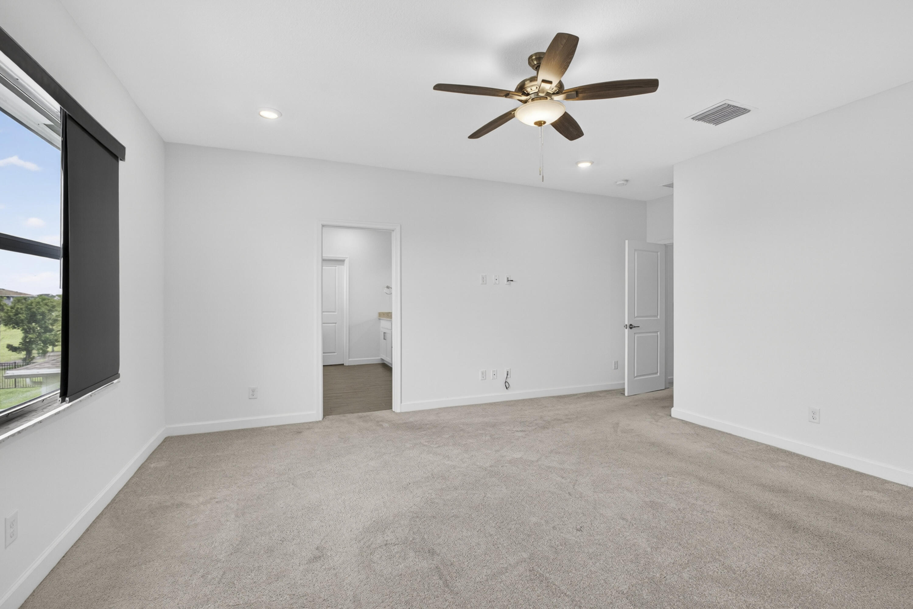 1319 Arrowhead Point Road Loxahatchee, FL 33470 - Photo 12 of 30 A25